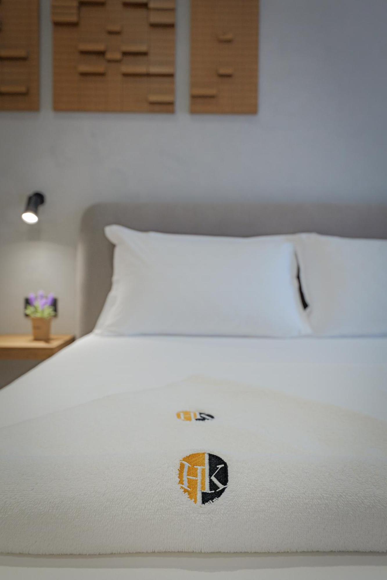 Hotel Kroi Ксамил Екстериор снимка