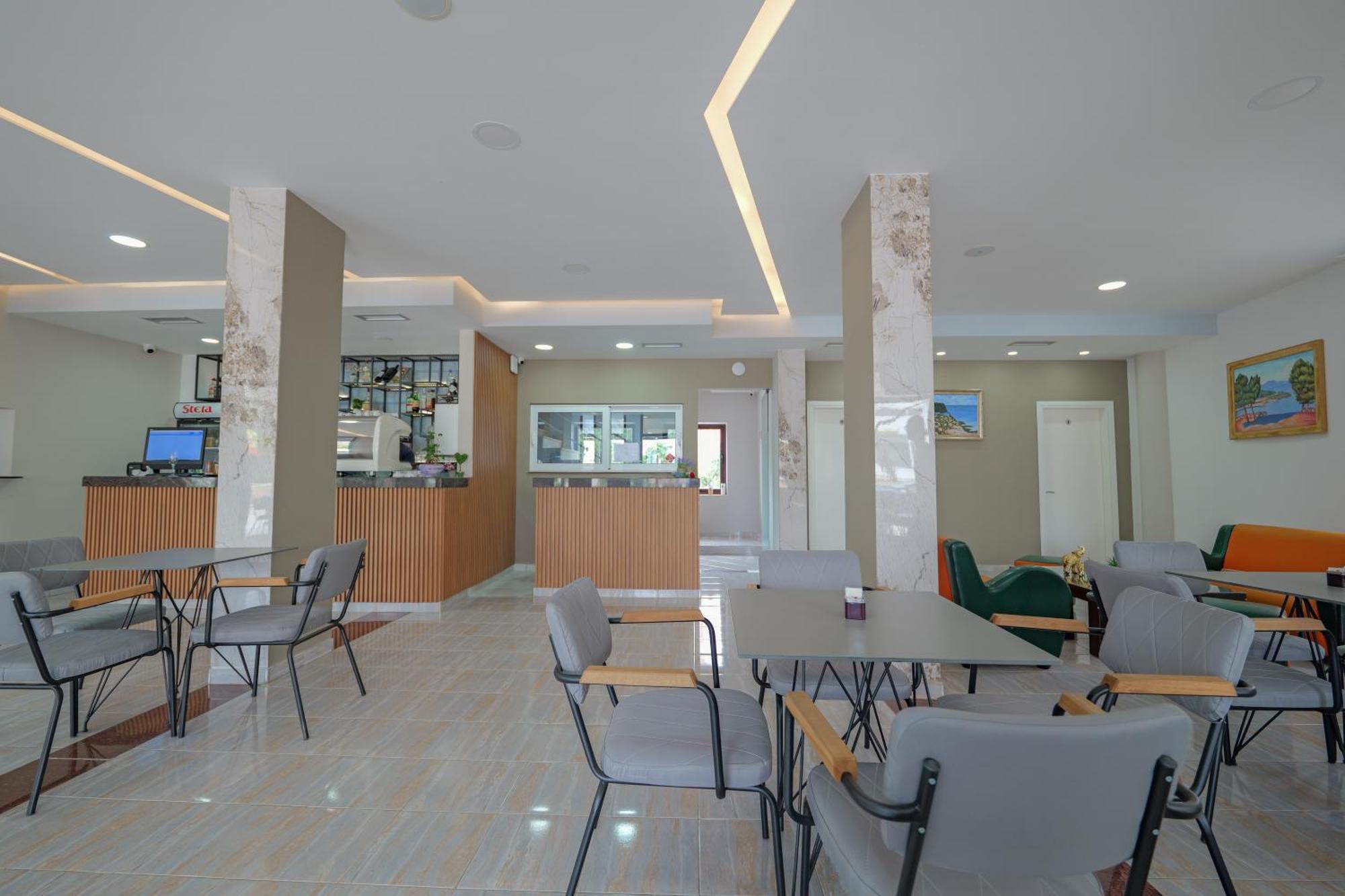 Hotel Kroi Ксамил Екстериор снимка
