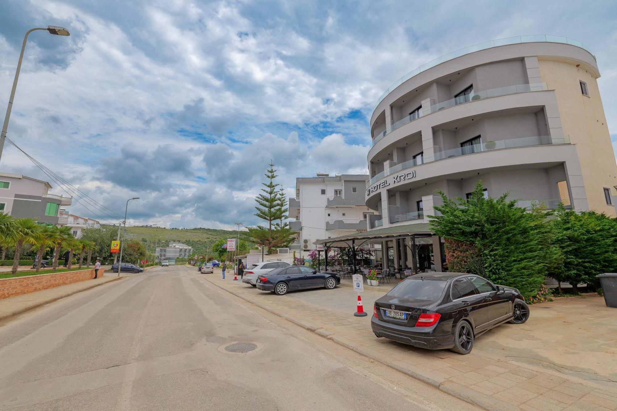 Hotel Kroi Ксамил Екстериор снимка