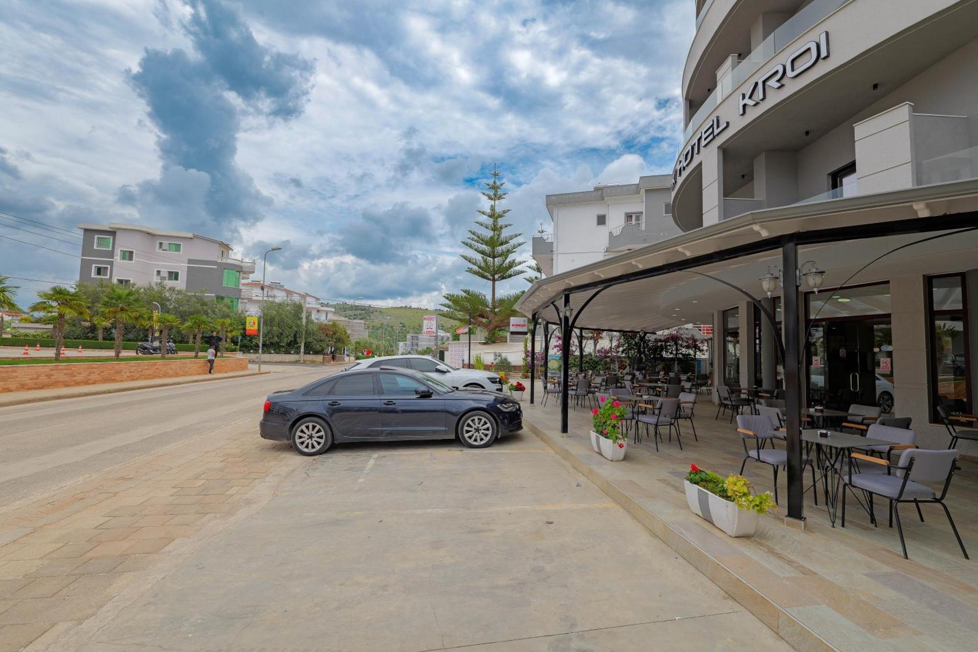 Hotel Kroi Ксамил Екстериор снимка