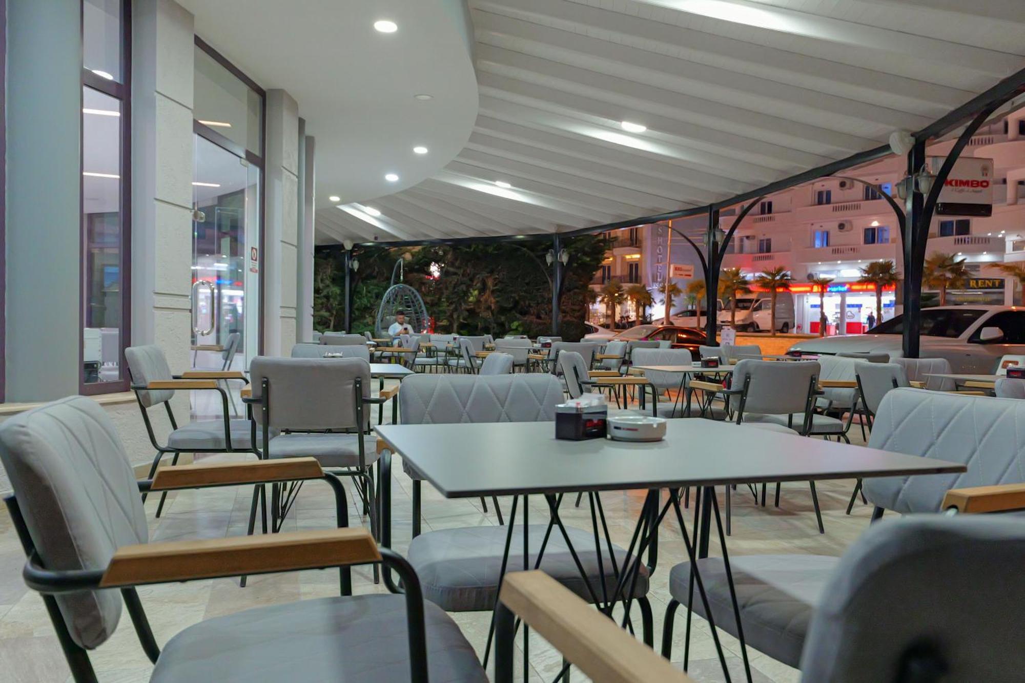 Hotel Kroi Ксамил Екстериор снимка