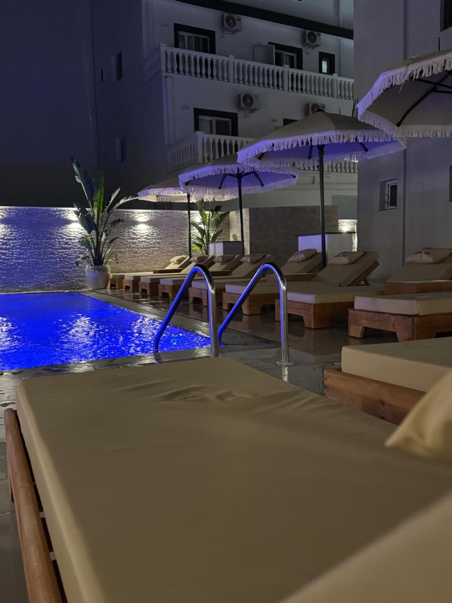 Hotel Kroi Ксамил Екстериор снимка
