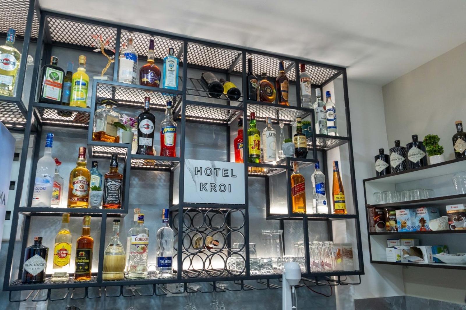 Hotel Kroi Ксамил Екстериор снимка
