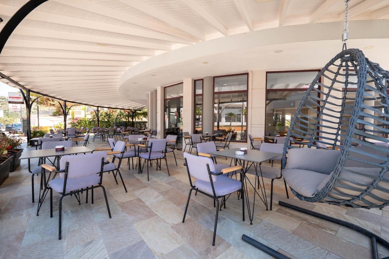 Hotel Kroi Ксамил Екстериор снимка
