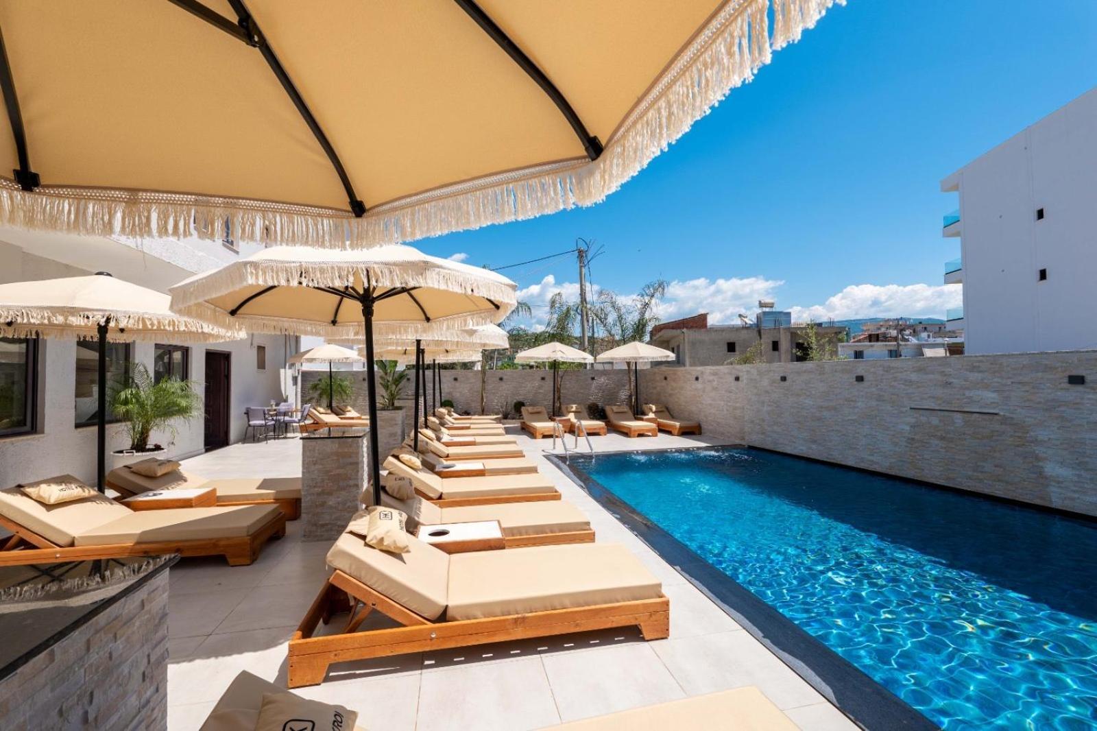 Hotel Kroi Ксамил Екстериор снимка